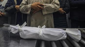 وفاة رضيع فلسطيني نتيجة البرد القارس في مواصي خان يونس