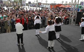 فن وتوعية وبهجة على المسرح الكبير في ثاني أيام معرض الكتاب
