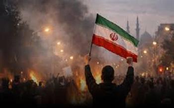 مفوض حقوق الإنسان بالأمم المتحدة يدعو إيران لإطلاق سراح الموقوفين تعسفيا ووقف الإعدام وإعادة الإنترنت