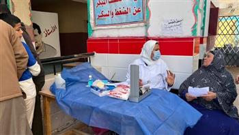 الكشف الطبي على 360 مواطنا بقافلة طبية بالشيخ زويد ورفح بشمال سيناء