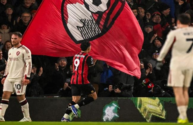 الدوري الإنجليزي.. ليفربول يتأخر أمام بورنموث بثنائية مقابل هدف في الشوط الأول