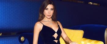 نانسي عجرم بظهور يجمع بين الأسود وأناقة المخمل