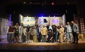 «اضغط لفتح العبوة».. ثاني عروض مبادرة «100 ليلة عرض» علي مسرح ليسيه الحرية بالإسكندرية