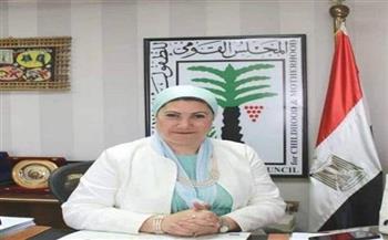 سحر السنباطي: لابد من وجود بدائل للتقليل من استخدام الأطفال للهواتف