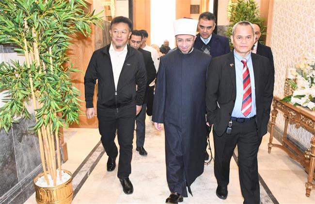 وزير الأوقاف يستقبل رئيس اللجنة الوطنية لمسلمي الفلبين لبحث تعزيز التعاون المشترك