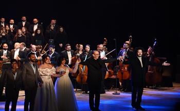 يوسف شاهين.. حدوتة مصرية تُروى على خشبة المسرح  