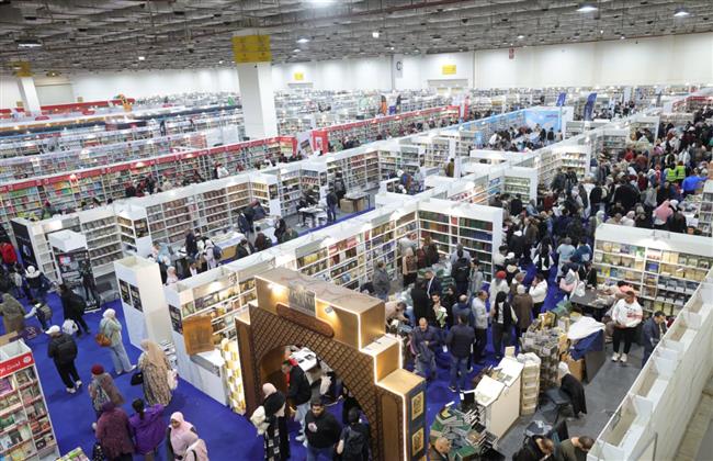 معرض القاهرة الدولي للكتاب الـ 57| نصف مليون زائر تقريبًا خلال اليوم الثالث