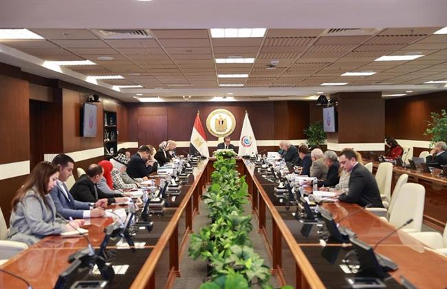 وزير الصحة يترأس اجتماع الجمعية العمومية العادية لشركة «أكديما» لبحث الفرص الاستثمارية الجديدة