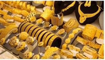 هل الذهب المخصص للزينة عليه زكاة؟.. أمين الفتوى يجيب
