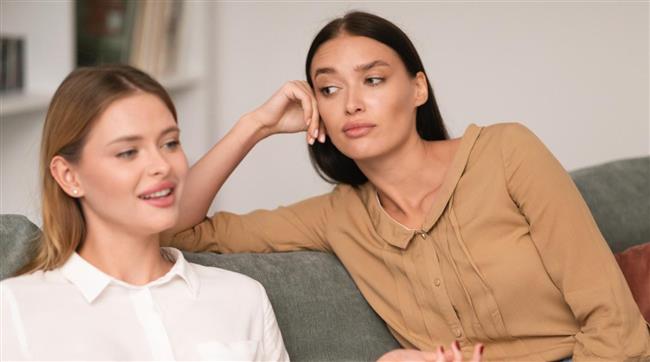 انتبهي.. سلوكيات تكشف تهديد وغيرة أصدقائك لنجاحك المالي