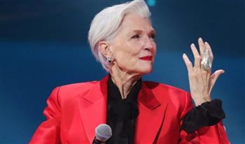 والدة إيلون ماسك تدعو لزيادة الإنجاب وتكشف مخاوفها على أحفادها الـ18