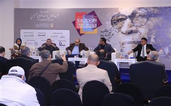 معرض الكتاب يناقش «شعرة معاوية.. السادات وخصومه» للكاتب أكرم القصاص