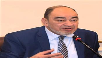 رئيس شعبة المستلزمات الطبية يشيد بجهود الدولة لتسديد مستحقات الموردين