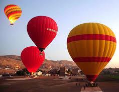 تحليق 58 رحلة بالون طائر تقل على متنها أكثر من 1650 سائحًا بسماء الأقصر