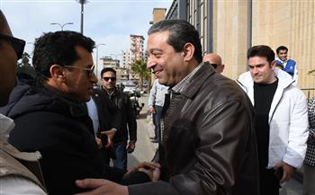 وزير الشباب والرياضة يصل محافظة دمياط لتفقد المنشآت الشبابية والرياضية