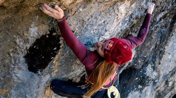 مدينة دهب تستضيف منافسات "ريد بُل وادي أسنت" لتسلق الجبال لأول مرة في مصر