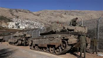 آليات الاحتلال تفتح النيران على منازل الفلسطينيين في خان يونس بغزة