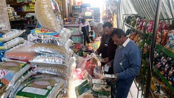 تحرير 90 مخالفة تموينية خلال حملات مكثفة على الأسواق والمخابز بالوادي الجديد