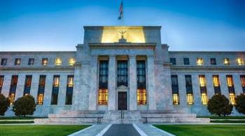 الفيدرالي الأمريكي يقرر إبقاء سعر الفائدة من دون تغيير