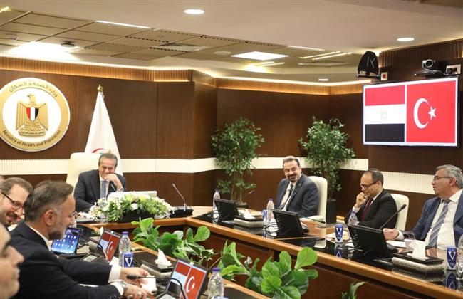 وزير الصحة يتابع مع وفد تركي تنفيذ «مدينة العاصمة الطبية»