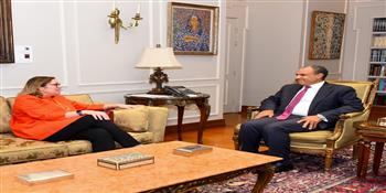وزير الخارجية يستقبل المديرة العامة للقوة متعددة الجنسيات في سيناء