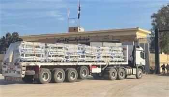 انطلاق القافلة الإنسانية رقم 127 من معبر رفح محمّلة بآلاف الأطنان من المساعدات إلى غزة