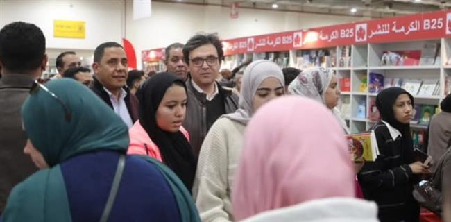 وزير الثقافة يعلن تخطي معرض القاهرة  للكتاب حاجز الثلاثة ملايين زائر خلال أسبوعه الأول