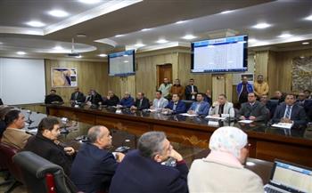  محافظ كفرالشيخ يستعرض موقف تنفيذ مشروعات الخطة الاستثمارية للعام المالي 2025-2026
