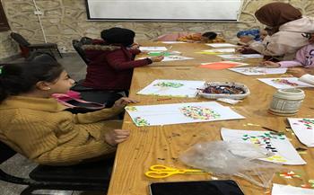 مكتبة الحديقة الخضراء الثقافية تنظم ورشة تشكيل بالقص واللصق