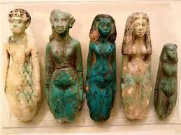 كنوز من الحضارة المصرية.. الدمى بالمتحف المصري بالتحرير