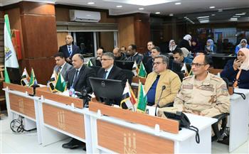 محافظ الجيزة يتابع أعمال غلق لجان جولة الإعادة في اليوم الأول لانتخابات مجلس النواب  