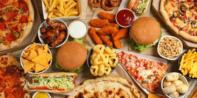 احذر..أطعمة وعادات غذائية مرتبطة بزيادة خطر السرطان