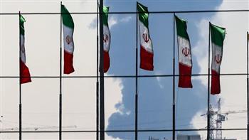 الحشد العسكري الأمريكي يهز الشرق الأوسط.. وإيران تضع إصبعها على الزناد