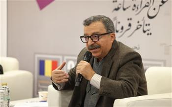 آدم فتحي: الشعر لا يُختزل في خطاب أيديولوجي