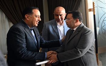 مدبولي يلتقي نواب المنيا ويؤكد دعم الحكومة لتحسين الخدمات وتوفير سكن كريم