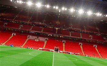 الدوري الإنجليزي.. ملعب أنفيلد يتزين لاستضافة مباراة ليفربول ونيوكاسل  