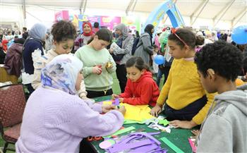 تفاعل كبير مع ورش الرسوم المتحركة والأشغال اليدوية ضمن أنشطة قصور الثقافة للأطفال بمعرض الكتاب