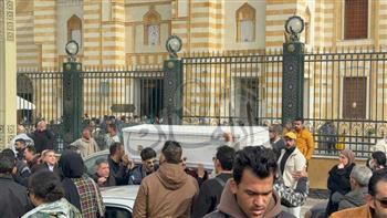 تشييع جثمان شقيقة كمال الشناوي إلى مثواها الأخير 