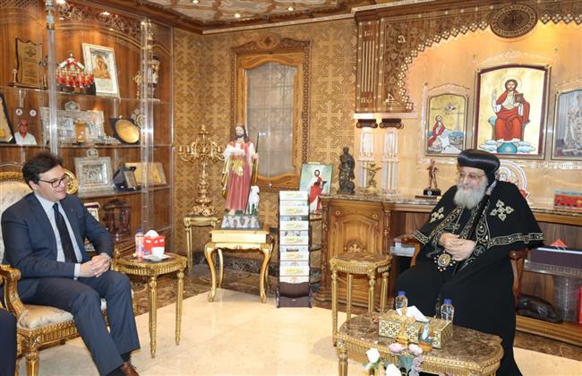 البابا تواضروس الثاني يستقبل وزير الثقافة بالكاتدرائية المرقسية لتهنئته بعيد الميلاد المجيد وبحث آفاق التعاون 