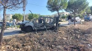لبنان.. شهيد ومصاب جراء استهداف الاحتلال لسيارة بقضاء بنت جبيل