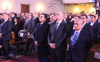 وزير الثقافة يشارك أبناء الطائفة الإنجيلية احتفالهم بعيد الميلاد المجيد بكنيسة قصر الدوبارة