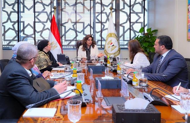 منال عوض: وزارة البيئة تبدأ مرحلة جديدة من التطوير المؤسسي والتكامل بين قطاعاتها المختلفة