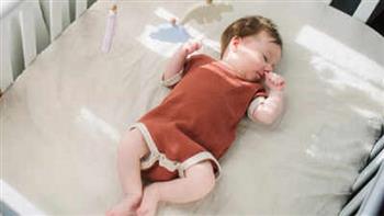 للأمهات الجدد.. 6 خطوات بسيطة تساعد رضيعك على النوم بأمان