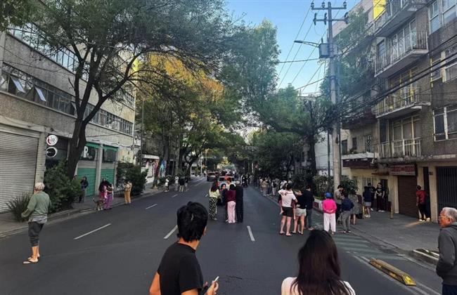 المباني تتراقص.. مشاهد مروعة من زلزال المكسيك (فيديو)