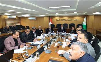 محافظ الجيزة يترأس اجتماع اللجنة العليا للإعلانات لبحث تنظيم المنظومة وتعظيم الموارد