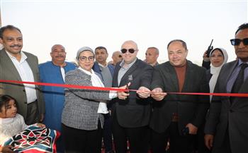 محافظ بني سويف يفتتح مركز ميدوم لتنمية المهارات اليدوية والتراثية