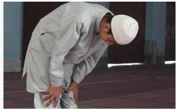 هل يجوز إعادة الصلاة عند الشك في عدد الركعات؟.. أمين الفتوى يجيب