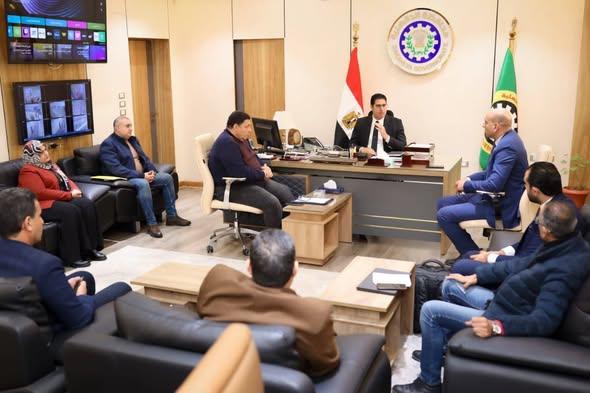 نائب المحافظ يعقد اجتماعا لمتابعة دعم منظومة التحول الرقمي