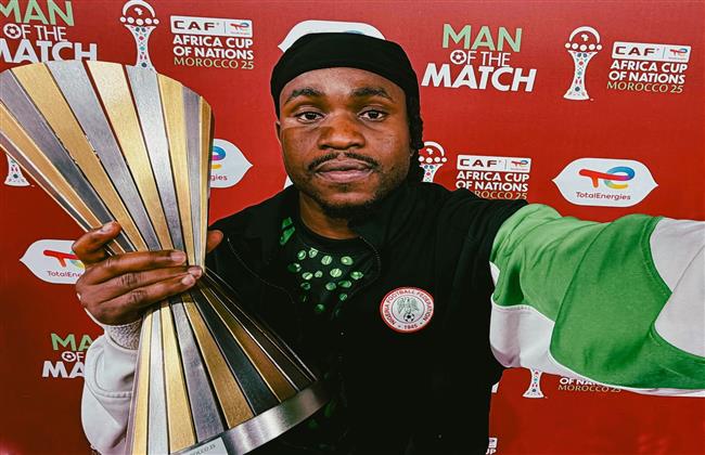 كأس أمم أفريقيا.. لوكمان يحصد جائزة رجل مباراة نيجيريا وموزمبيق 