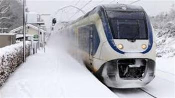 توقف حركة القطارات وإلغاء مئات الرحلات الجوية في هولندا بسبب الثلوج